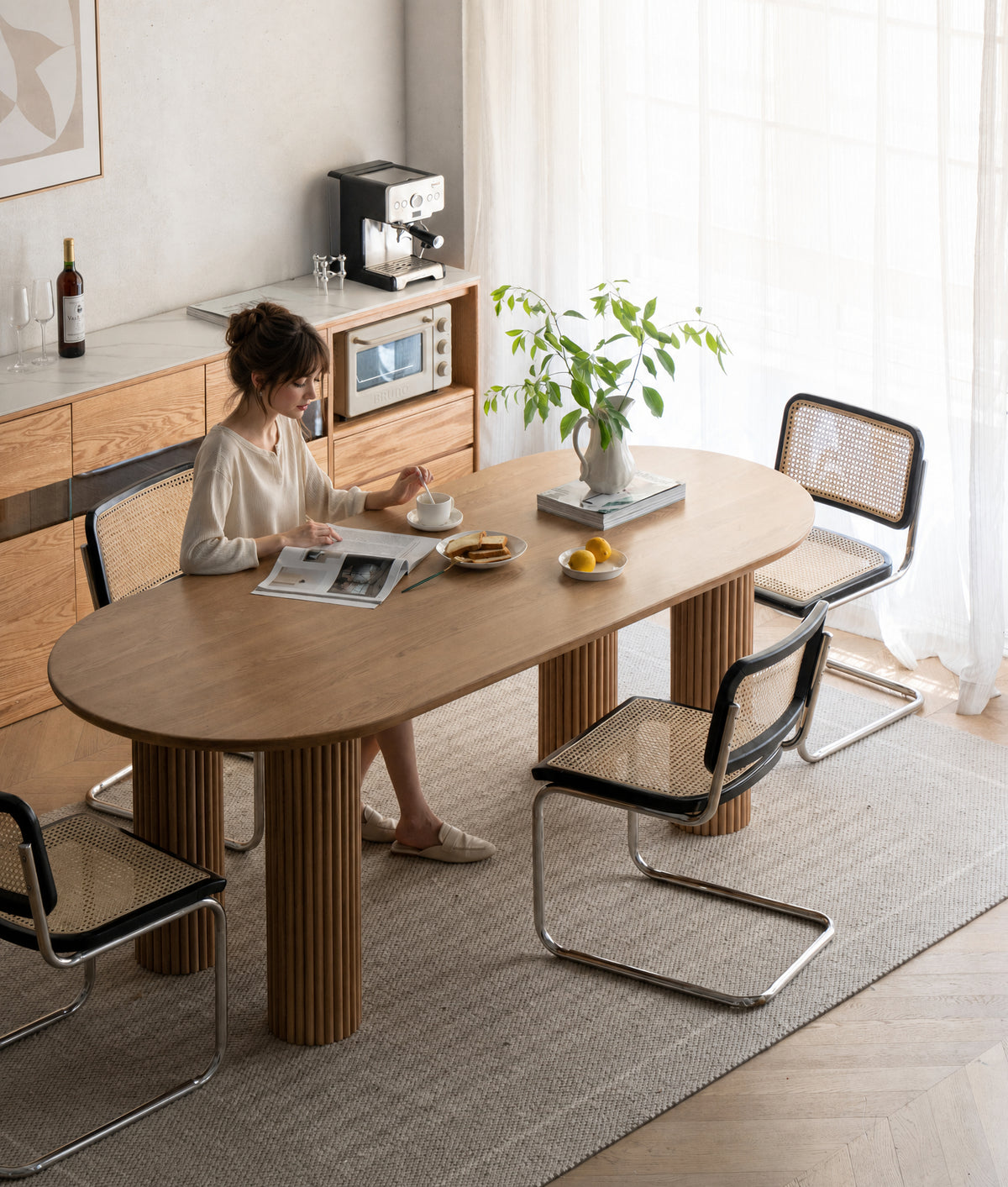 Notting Hill Table