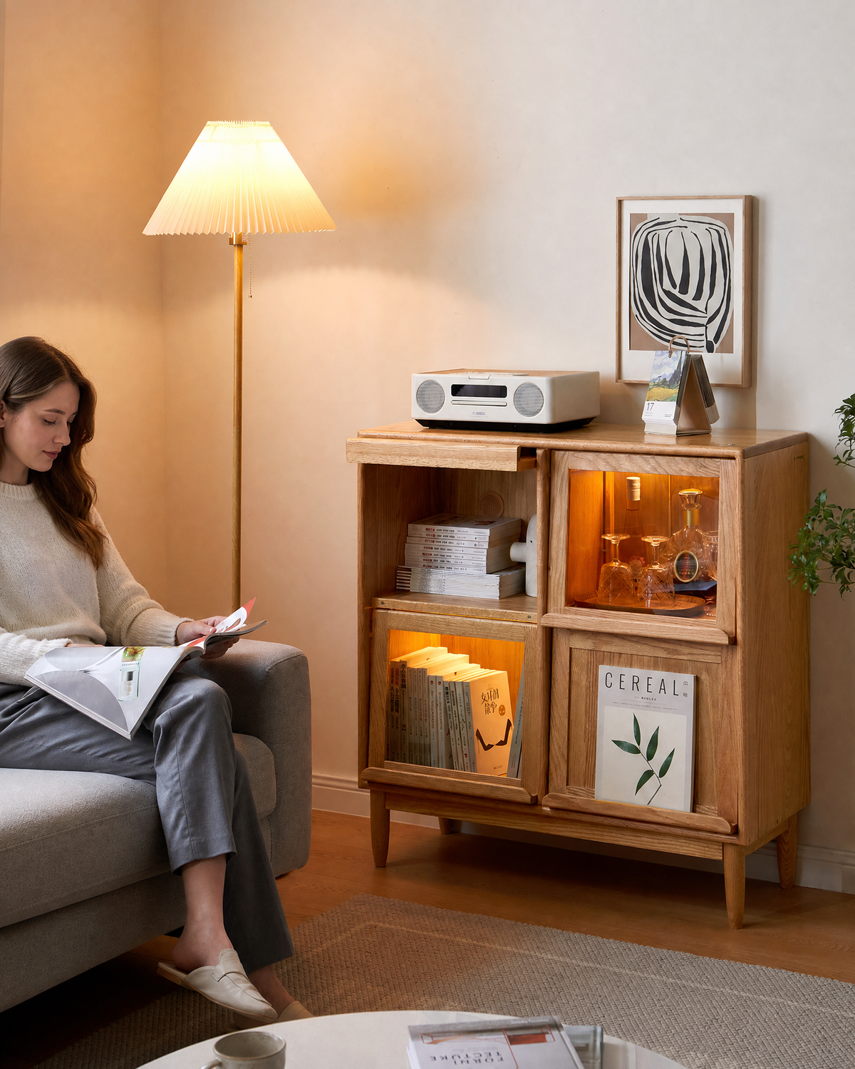 Notting Hill Illuminated Display Cabinet