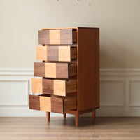 Newington Chess Drawers